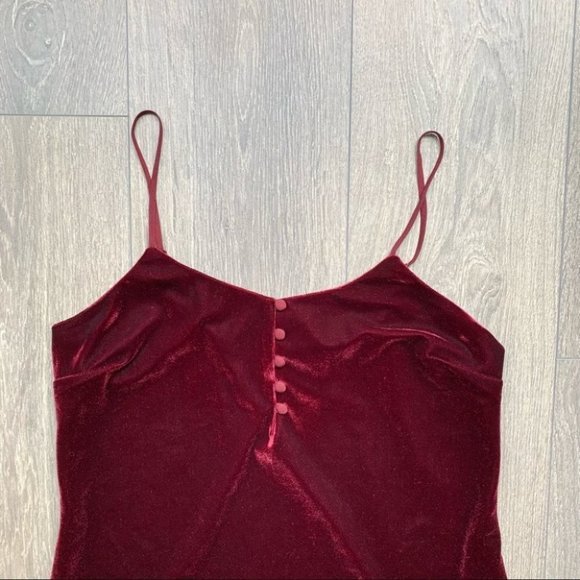 Revolve L'Academie Velvet Cami Blouse Top Button Front Red Size  Small - Picture 4 of 12